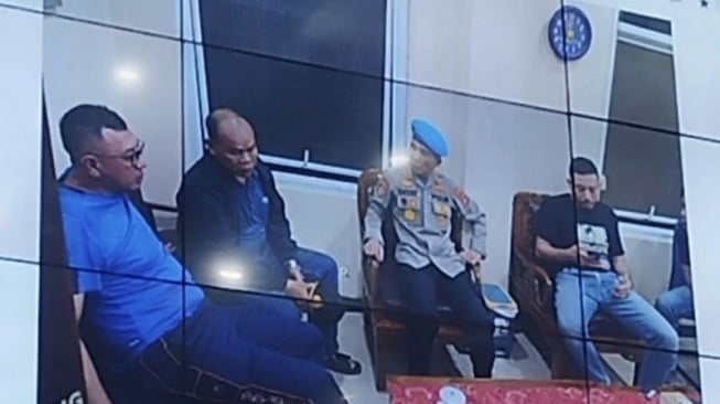 Habiburokhman dan Sahroni Murka Lihat Penembak Kasat Reskrim Polres Solok Selatan Tak Diborgol: Panggil Kapolda Sumbar!