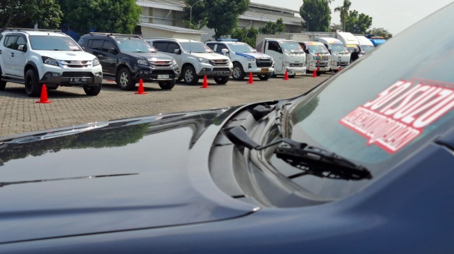 PT Isuzu Astra Motor Indonesia Gelar Konvoi Rayakan 50 Tahnu Isuzu Menemani di Jalan. (Foto: SUARA.com/Manuel Jeghesta)