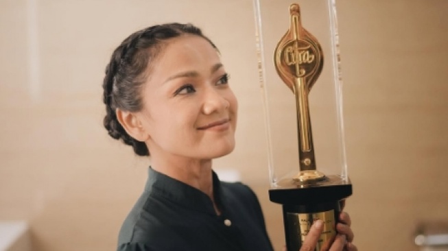 Menang Piala Citra 2024, Ini 4 Rekomendasi Film Terbaik Nirina Zubir