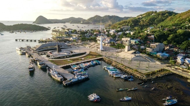 Jelang Libur Nataru, BMKG Imbau Waspada Cuaca Ekstrem di Labuan Bajo