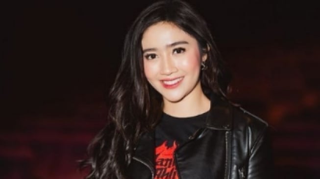 Febby Rastanty Hormati Suami meski Lebih Dominan dan Berdaya, Prilly Latuconsina Kena Sentil