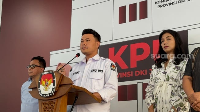 Ketua Divisi Data dan Informasi KPU DKI Jakarta, Fahmi Dzikrillah. (Suara.com/Dea)