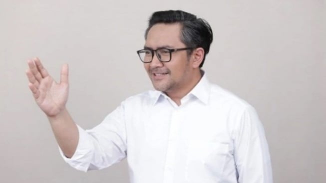 Kenapa Prabu Revolusi Dicopot dari Komdigi padahal Baru 3 Bulan Bertugas?