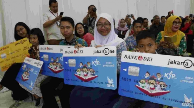 Salurkan KJP dan KJMU ke Ratusan Ribu Penerima di Jakarta, tapi Ada Pemohon yang Ditolak Pemprov, Kenapa?