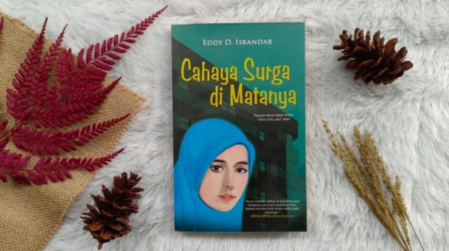 Cinta Bertepuk Sebelah Tangan dalam Novel Cahaya Surga di Matanya