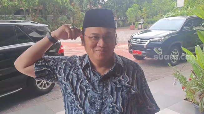 Beda dari yang Lain, Farhat Abbas Bela Gus Miftah dan Sebut Kata 'Goblok' Adalah Bentuk Keakraban