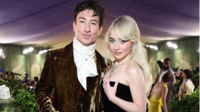 Sabrina Carpenter dan Barry Keoghan Disebut 'Break' Usai Setahun Berkencan