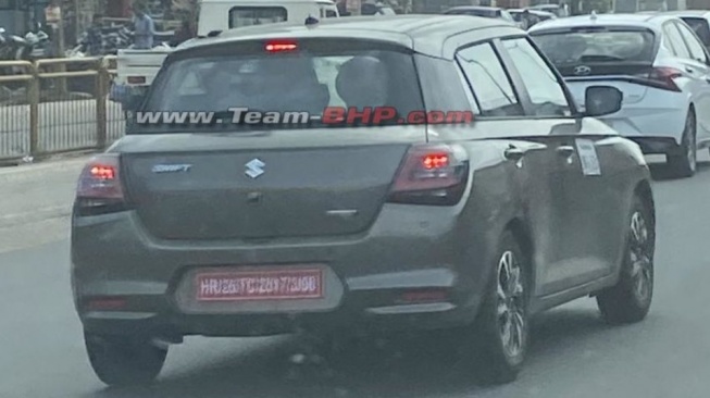 Spyshot Suzuki Swift Hybrid. (Team BHP via Motorbeam)