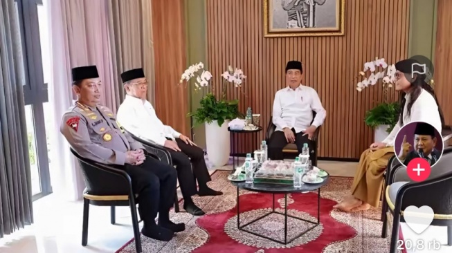 Cek Fakta: Jokowi dan Kapolri Listyo Sigit Temui Gus Miftah, Benarkah?