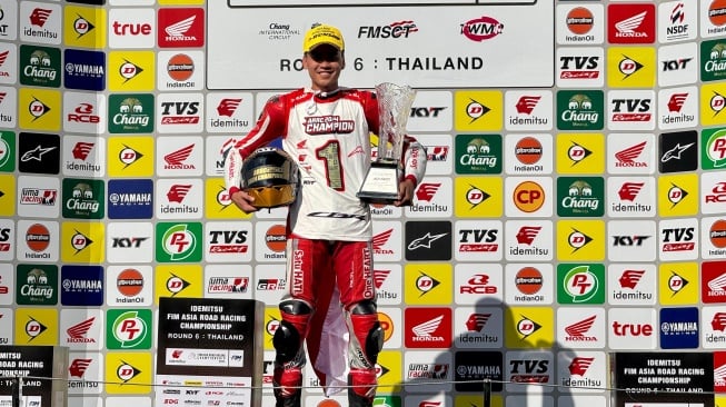 Pembalap AHRT Herjun Atna Rebut Gelar Juara di ARRC 2024