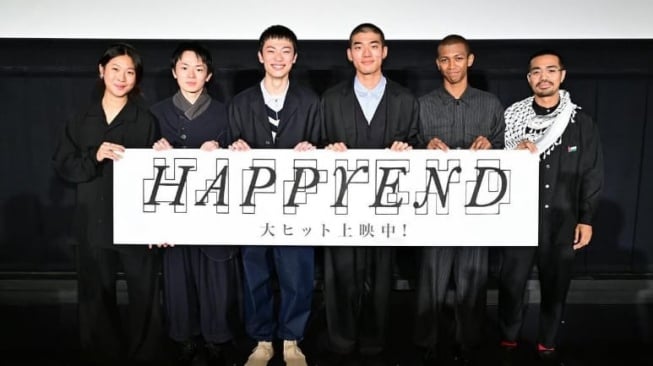 Film Happyend [Instagram]