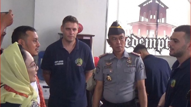 Matthew Norman saat ditemui di sela kunkungan kerja DPR RI ke Lapas Kerobokan, Kabupaten Badung, Jumat (6/12/2024) (suara.com/Putu Yonata Udawananda)