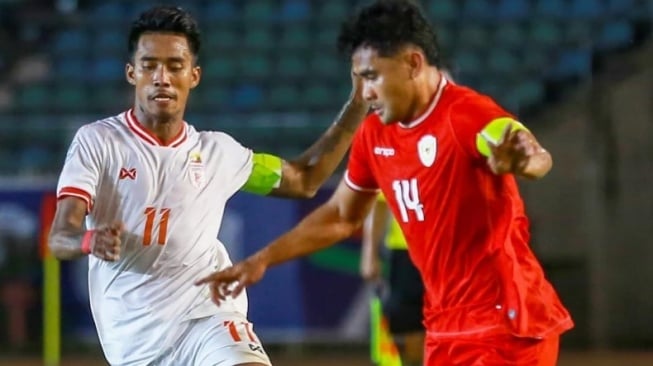 Pelatih Myanmar, Myo Hlaing Win kecewa timnya dikalahkan Timnas Indonesia dalam matchday pertama Grup B Piala AFF 2024 di Thuwunna Stadium, Yangon, Senin (10/12/2024) malam WIB. [Instagram]