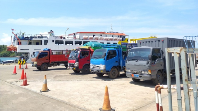 PT ASDP Indonesia Ferry (Persero) kerja sama Bank Indonesia terkait Pemanfaatan Produk dan Jasa Layanan Penyeberangan dalam Kegiatan Distribusi Uang Rupiah. 