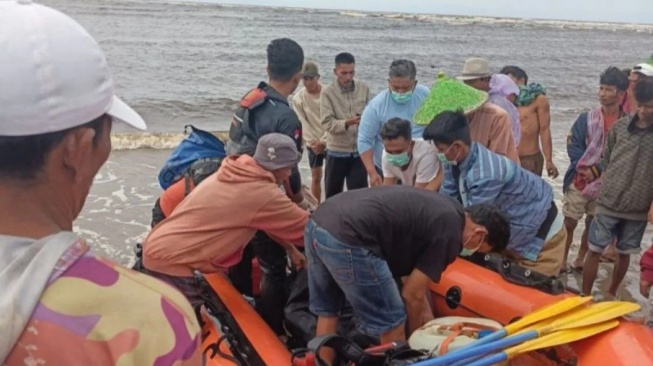 Satu Lagi Nelayan Hilang di Pesisir Selatan Ditemukan Meninggal Dunia