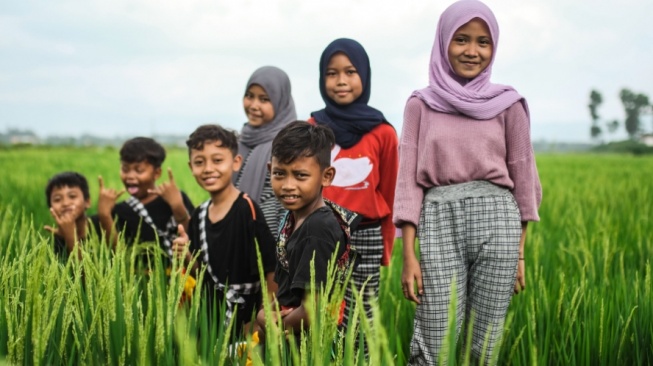 Dampak Pendidikan Online terhadap Pembentukan Karakter Anak