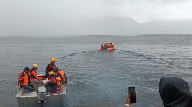 3 Kasus Nelayan Hilang di Sumbar: 2 Meninggal di Pesisir Selatan, Korban di Danau Maninjau Masih Dicari!