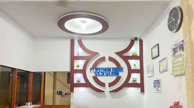 OJK Cabut Izin BPR Pakan Rabaan Solok Selatan, LPS Siapkan Pembayaran Simpanan Nasabah