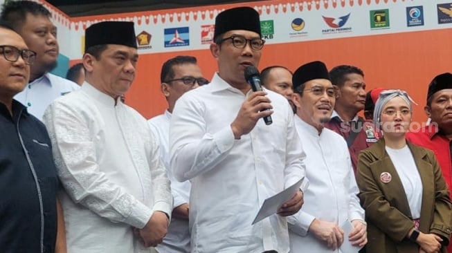 Pasangan Cagub-Cawagub Jakarta nomor urut satu, Ridwan Kamil (RK) - Suswono. (Suara.com/Lilis Varwati)