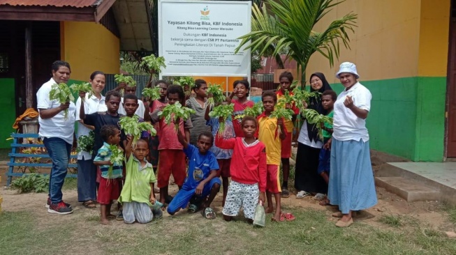 Anak Papua Makan Bergizi dalam 6 Bulan Terakhir, Angka Literasi Naik hingga 33%