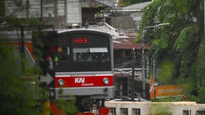 KAI Commuter: Jalur KRL Tanjung Priok ke Jakarta Kota Sudah Bisa Dilalui