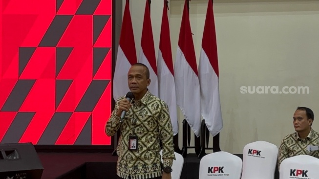 Geledah Kantor BI, KPK Amankan Sejumlah Barang Bukti