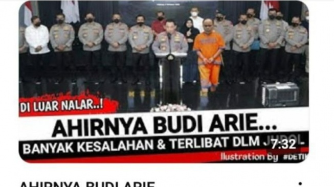 Unggahan yang menarasikan Budi Arie resmi jadi tersangka kasus judi online. Faktanya, narasi judul tidak sesuai dengan isi video. (YouTube)