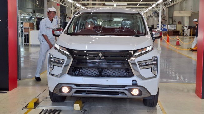 Mitusbishi Motors Krama Yudha Indonesia (MMKI) Rayakan Produksi 1 Juta Unit, di Pabrik Cikarang, Kabupaten Bekasi, Jawa Barat, Jumat (20/12/2024). (Foto: SUARA.com/Manuel Jeghesta)