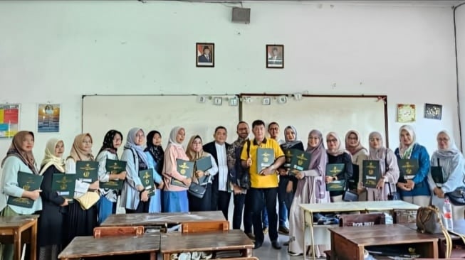 Seru! Begini Suasana Pembagian Rapor di SMA Negeri 1 Purwakarta