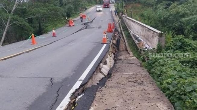 Akses ke IKN Terbatas: Jalan Retak, Kendaraan Berat Kena Pembatasan, Sistem Buka Tutup Aktif