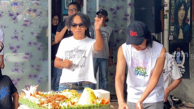 Slank Rayakan 41 Tahun Berkarya, Rilis Vinyl Perdana Album Joged