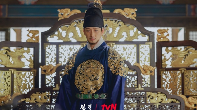 Debut Historical, Ini Alasan Lee Hyun Wook Bintangi The Queen Who Crowns