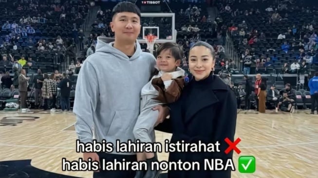 Nikita Willy nonton NBA (Instagram)