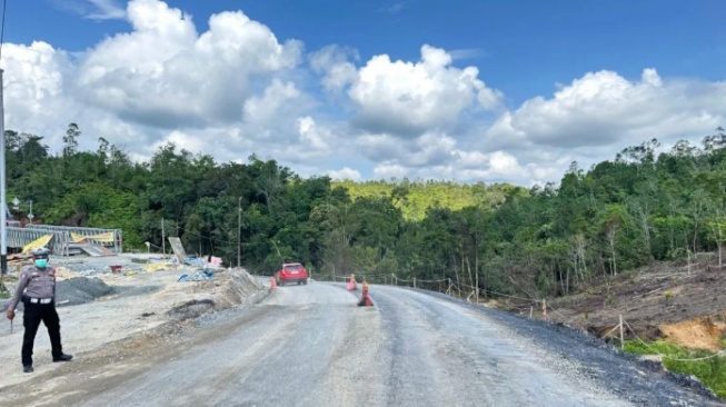 Jalan Lintas Riau-Sumbar di Km 106 Sudah Dibuka Dua Arah