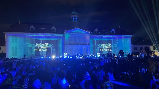 Malam Pergantian Tahun, Ribuan Warga Padati Kawasan Kota Tua Jakarta