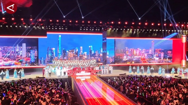 Meriahnya Malam Tahun Baru 2025 di Shougang Park, Beijing: Ribuan Orang Tumpah Ruah!