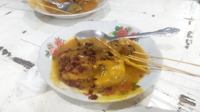 Sate Kampar Ocu Ijep, Resep Warisan yang Melegenda Selalu Ramai Pengunjung