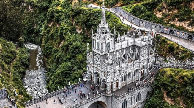 Tempat Suci Las Lajas, Kolombia. (Foto:X.com)