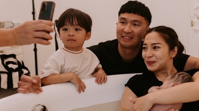 Nikita WIlly Melahirkan Anak Kedua (instagram)