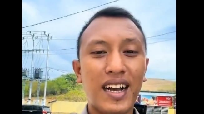 Ngeri! Viral Polisi di Palu Bikin Challenge 'Tembak Kaki', Netizen Colek Humas Polri: Mau jadi Juri atau Sponsor?