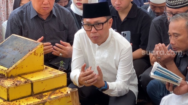 Nurul Qomar Berpulang, Eko Patrio Kehilangan Sosok Guru