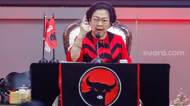 Setelah KPK Tahan Hasto, Megawati Minta Kepala Daerah dari PDIP Tunda Ikut Retreat