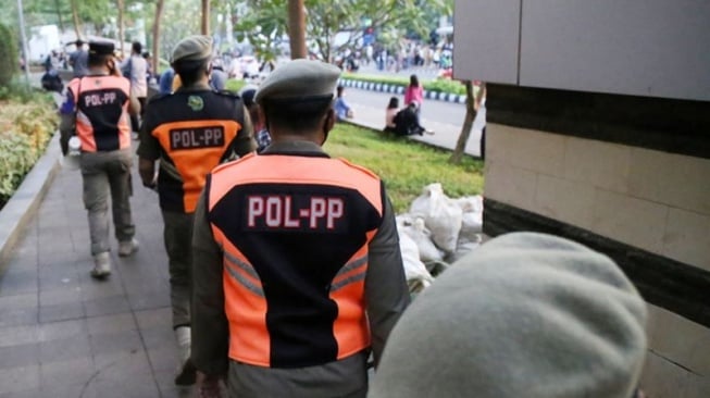 Satpol PP Jakarta Tegaskan Merusak Fasilitas Umum Bisa Didenda Minimal Rp5 juta