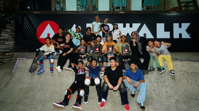 'Start With a Bang': Ajang Kumpul Komunitas Skateboarder Muda Hingga Pelopor Budaya Dalam Satu Wadah