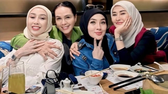 Sirkel Anti-Nikita Mirzani Nongkrong Cantik, Marissya Icha dkk Sengaja Panaskan Situasi?