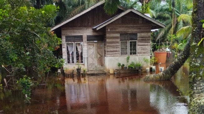 Terdampak Banjir, 300 KK di Benteng Hilir Mempura Siak Segera Diungsikan