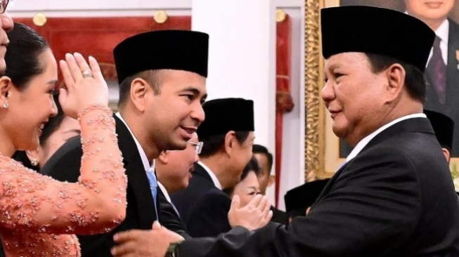 Pelantikan Raffi Ahmad sebagai Utusan Khusus Presiden (Instagram/raffinagita1717)