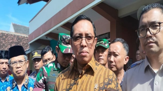 Evaluasi Kasus Puluhan Siswa Keracunan MBG, Hasan Nasbi: SOP Bakal Diperketat Lagi