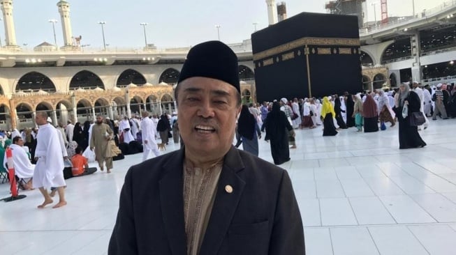 Tokoh Pers Nasional Alwi Hamu Meninggal Dunia