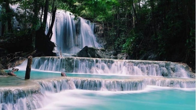 Pesona Air Terjun Mata Jitu, Surga Tersembunyi di Pulau Moyo NTB